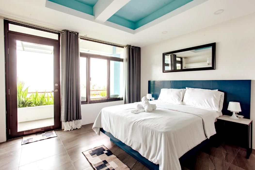 Hotel Casa Noah Tagaytay City Exterior foto